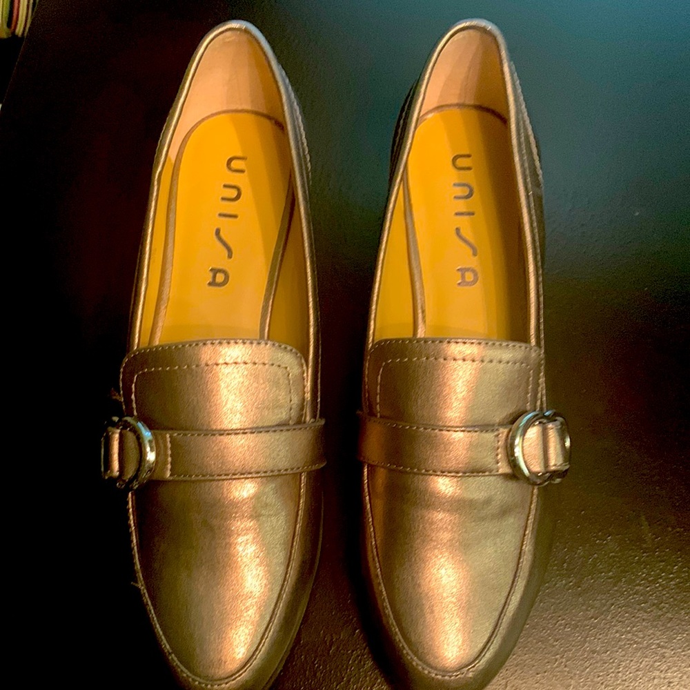 Unisa. Size 9M Shoes. Only Worn once